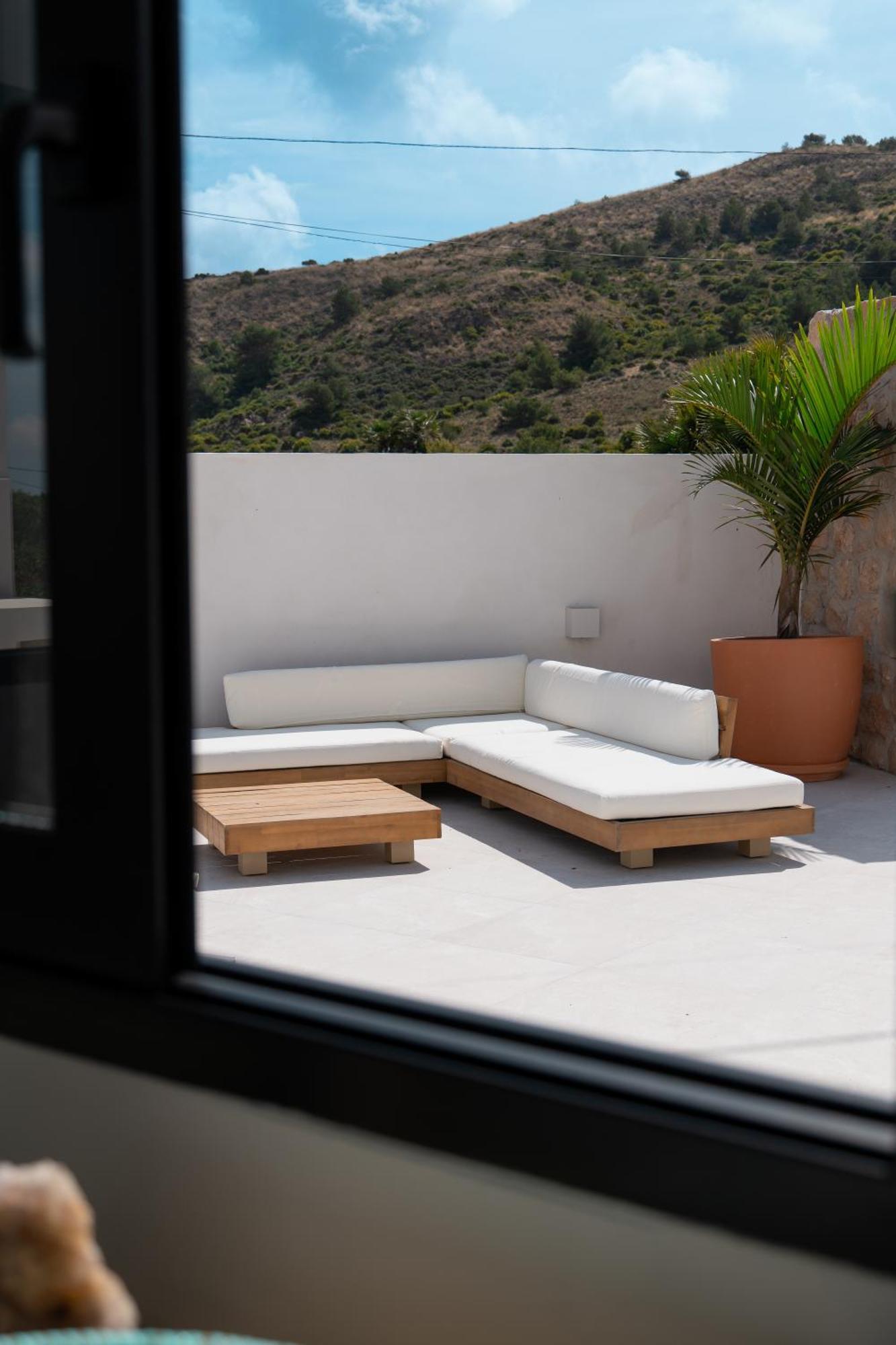 Nature-Filled Villa With Private Pool, Outdoor Kitchen & Chill Out Area Ideal For Families & Friends Los Belones Exterior foto